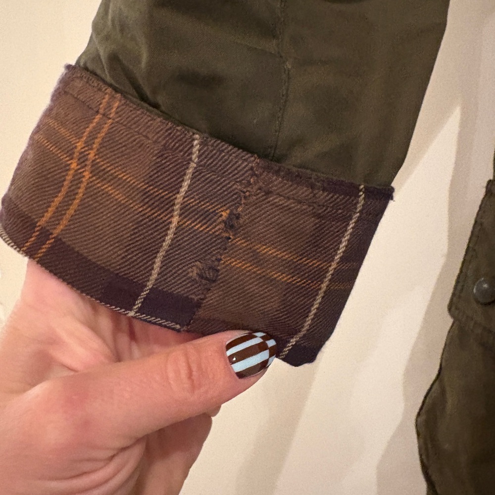 Barbour Wax Barn Jacket - Picture 6 of 8